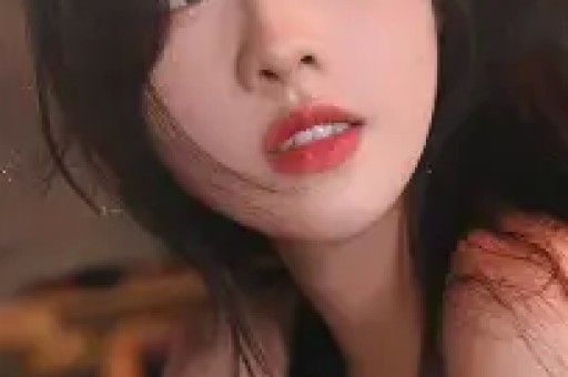 “miumiu陷害女明星”热搜 不看水印谁能看出来是童瑶？