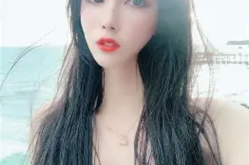 演员卢昱晓因盗摄争议道歉登上微博热搜榜首