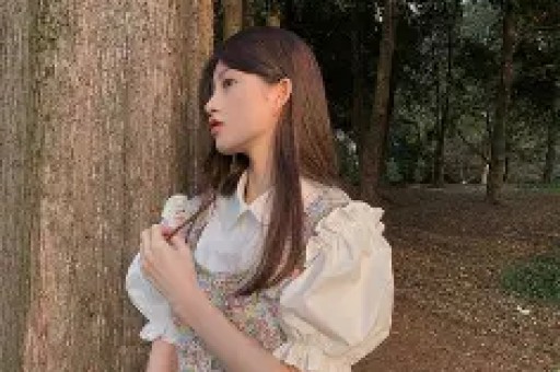 抖音421万粉丝小英爆改张元英：一次惊艳爆改一场流量交锋