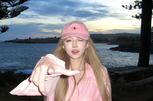 热搜第一！黄景瑜王玉雯被曝恋情双方火速回应：假的别瞎猜